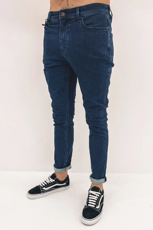 Plus Size Men's Straight Leg Jeans with Reinforced Knees for DurabilityZ-Two Jean Warp