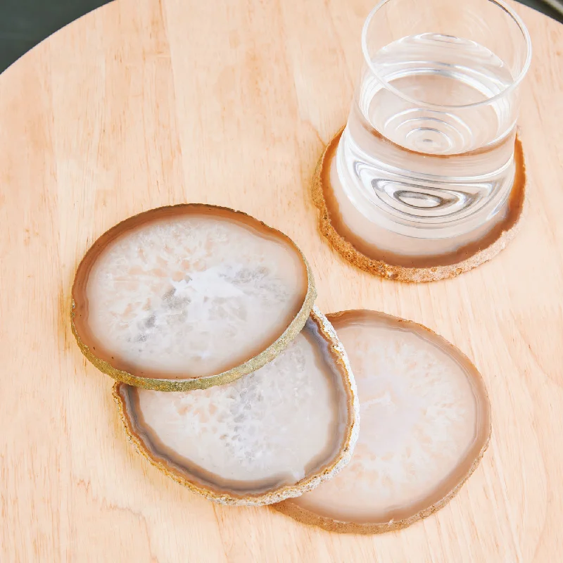 Men coats with a zip - out lining for easy cleaning and versatilitySet of 4 Natural Brazilian Agate Drink Coasters with Wood Holder - Natural Men coats with a zip - out lining for easy cleaning and versatilitySet of 4 Natural Brazilian Agate Drink Coasters with Wood Holder - Natural