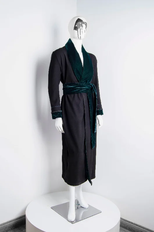 Men's robes with a thermal - regulating fabric​Black Pyjama Chic Robe