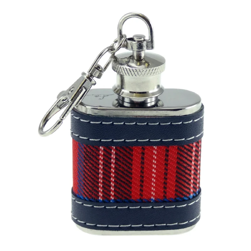 Tweed men waistcoats with a traditional herringbone pattern for a classic look1oz Hip Flask Keyring with Harris Tweed® Tweed men waistcoats with a traditional herringbone pattern for a classic look1oz Hip Flask Keyring with Harris Tweed®