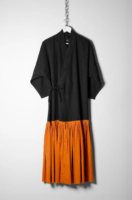 Men's robes with a military - inspired style​Two-Tone Wrap Effect Bisht
