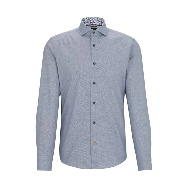 Men's smart - casual checkered t - shirts for semi - formal occasionsCasual-fit shirt in structured cotton with spread collar Men's smart - casual checkered t - shirts for semi - formal occasionsCasual-fit shirt in structured cotton with spread collar