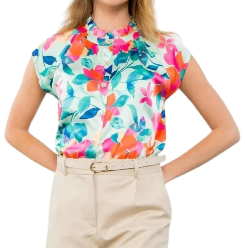 Men's antimicrobial t - shirts for odor - free freshness during travelFloral Print Top In Mint Men's antimicrobial t - shirts for odor - free freshness during travelFloral Print Top In Mint