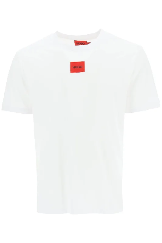 Men's distressed denim - look t - shirts with a rugged appealHugo Men's Diragolino Logo T-Shirt Men's distressed denim - look t - shirts with a rugged appealHugo Men's Diragolino Logo T-Shirt