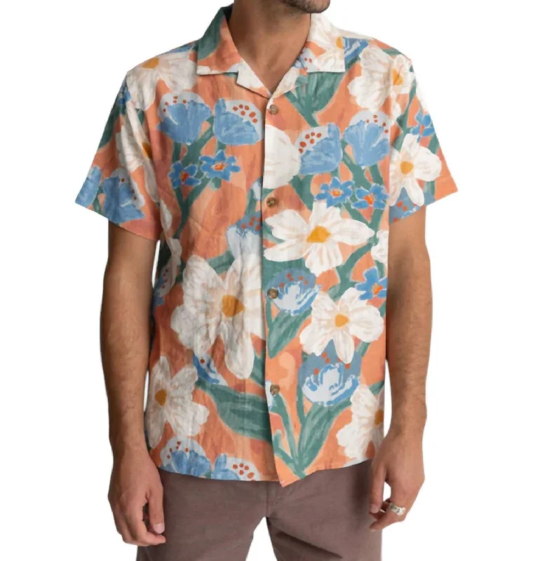 Men's ribbed t - shirts with a textured finish for added styleLost Orchid Cuban Short Sleeve Shirt In Multi-Colored Men's ribbed t - shirts with a textured finish for added styleLost Orchid Cuban Short Sleeve Shirt In Multi-Colored