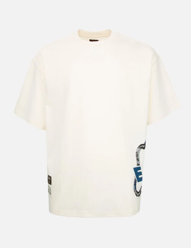 Men's lightweight performance t - shirts for running marathonsOutline Godhead Print T-shirt Men's lightweight performance t - shirts for running marathonsOutline Godhead Print T-shirt