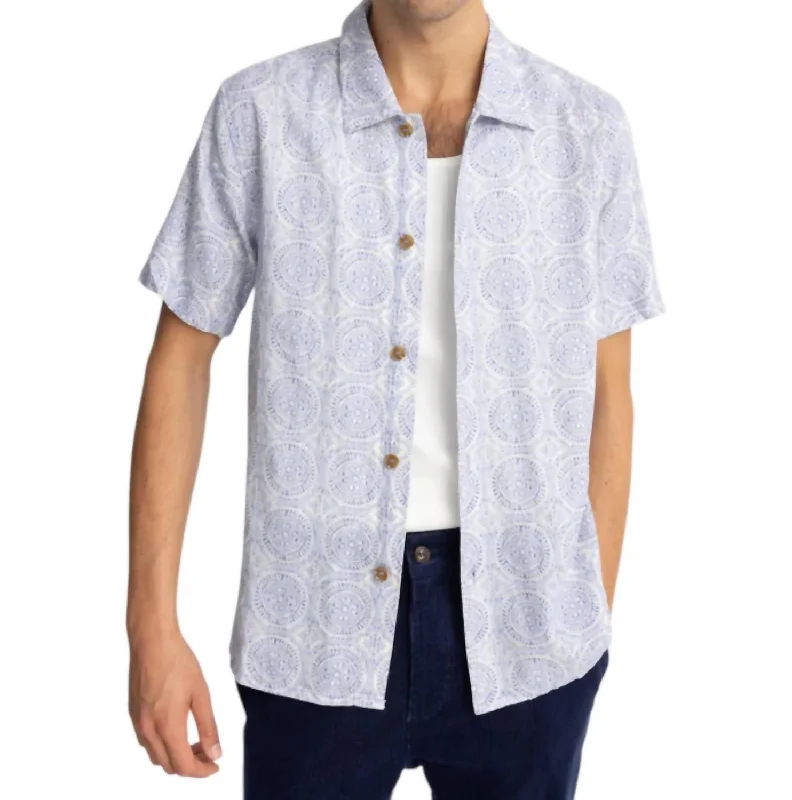 Men's distressed denim - look t - shirts with a rugged appealParkway Shirt In Lavender
