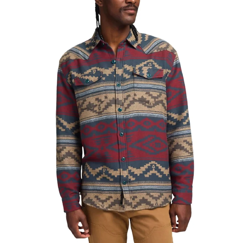 Men's UV - protection t - shirts for outdoor activities in the sunSheridan Longsleeve Shirt In Terranova Pampas Men's UV - protection t - shirts for outdoor activities in the sunSheridan Longsleeve Shirt In Terranova Pampas