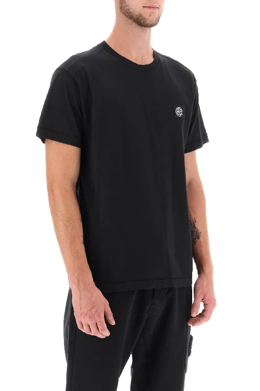Men's mock - neck t - shirts with a modern and sleek styleStone Island Logo Patch T-Shirt Men's mock - neck t - shirts with a modern and sleek styleStone Island Logo Patch T-Shirt