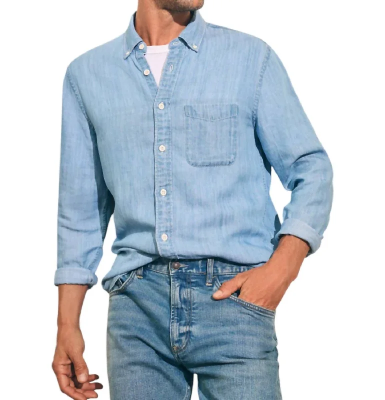 Men's short - sleeve linen t - shirts for summer beach outingsThe Tried And True Chambray Shirt In Vintage Indigo Men's short - sleeve linen t - shirts for summer beach outingsThe Tried And True Chambray Shirt In Vintage Indigo